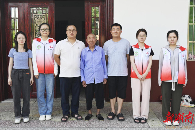 太阳集团tyc151太阳集团tyc151“无微哺智”实践团探访革命老兵，赓续红色血脉